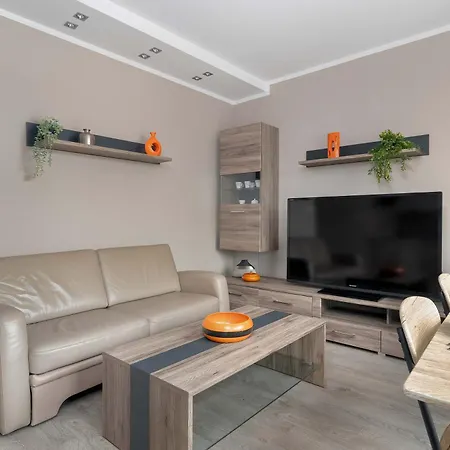 Air-conditioned In With Parking By Renters Apartman *