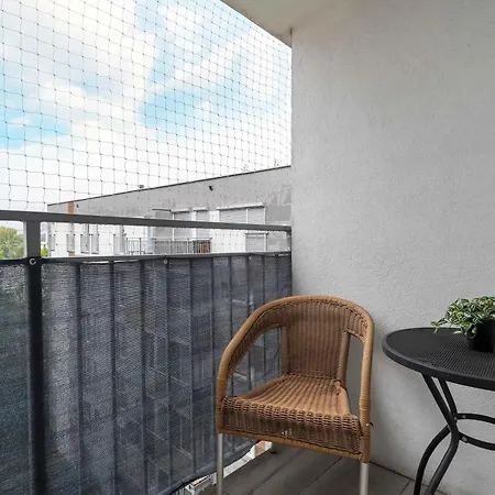 Apartman Air-conditioned In With Parking By Renters Poznań