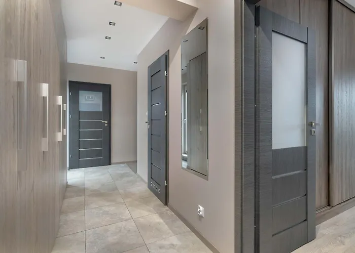 Air-conditioned In With Parking By Renters شقة